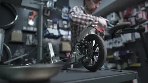 Werkstatt ReRide.ch Zürich 4